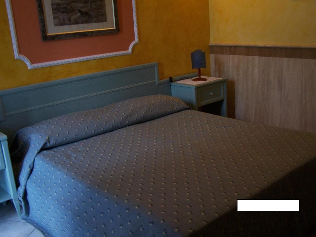 Hotel Nautilus Nicotera Rum bild